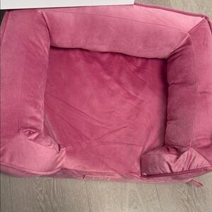 Plush Pink Pet Bed